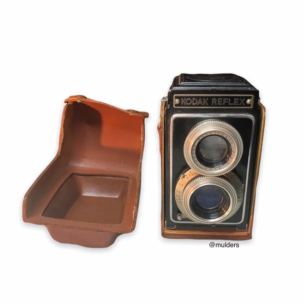 Vintage 1946 Kodak Reflex TLR Camera with 80mm Anastigmat Lens & Field Case